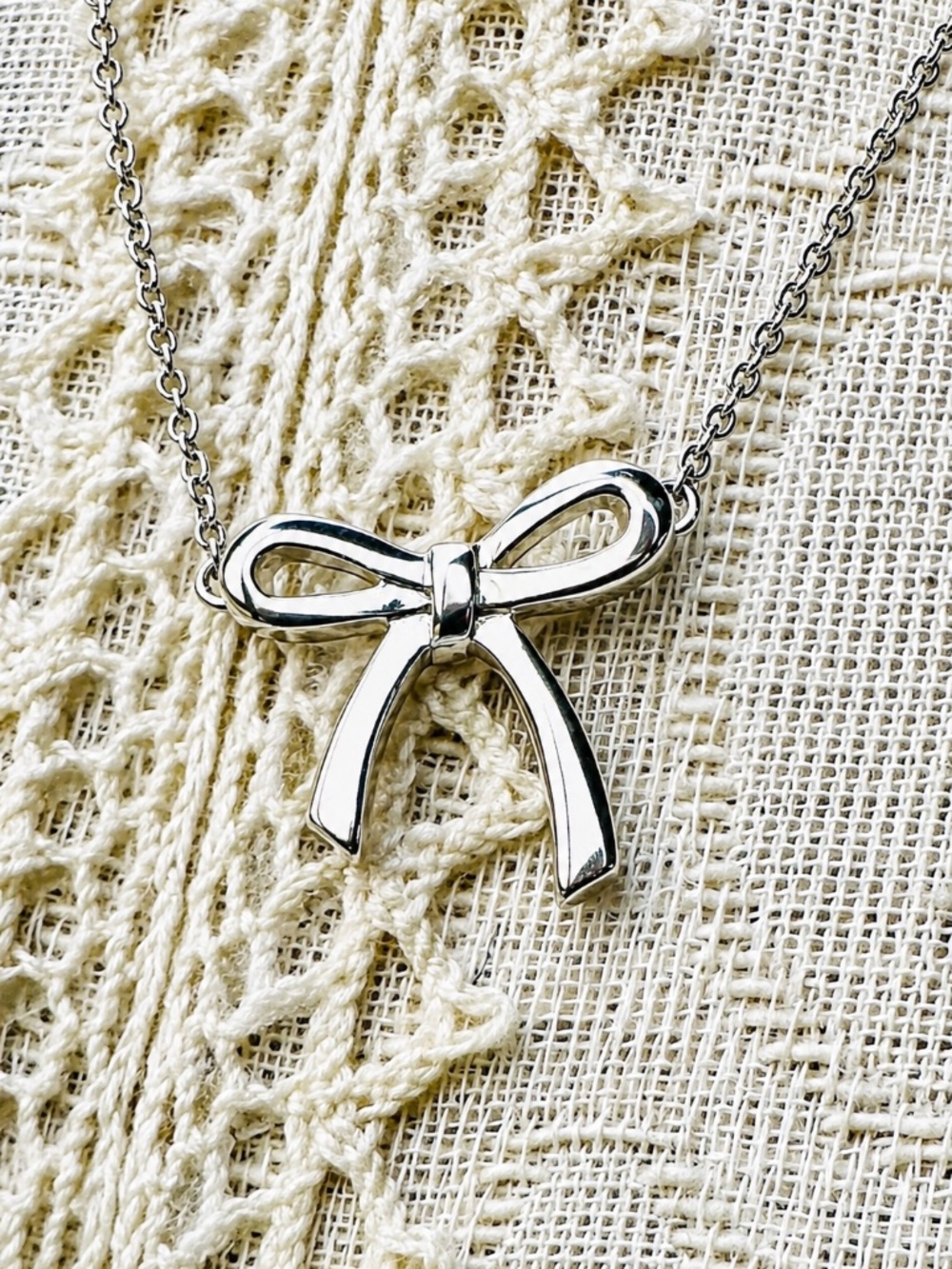 Tiffany & Co Bow Necklace in Silver, 16 inch